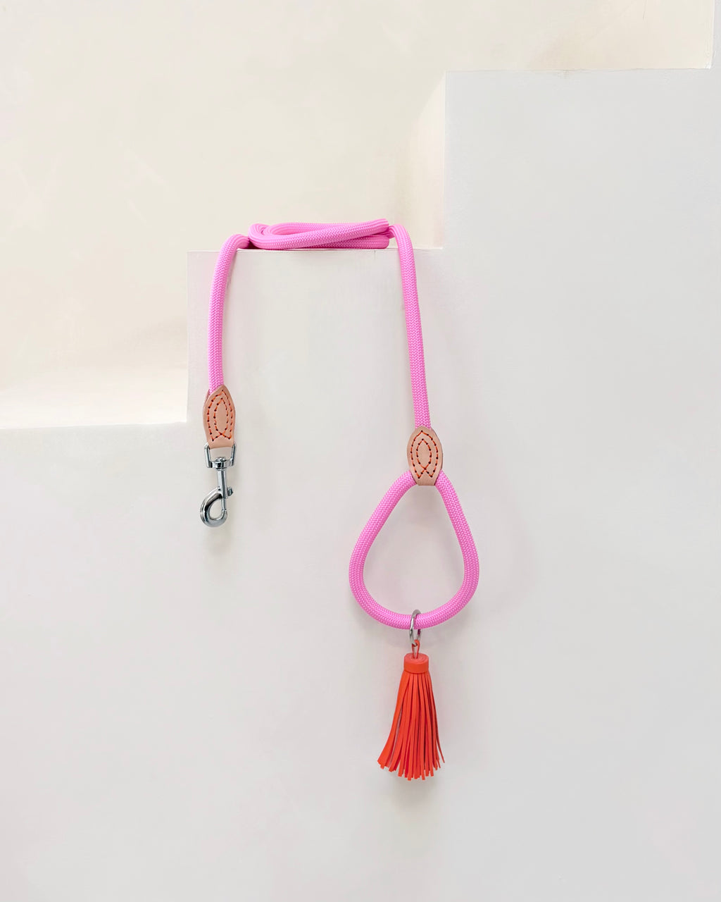 Hondenriem Roze met gekleurd kwastje
