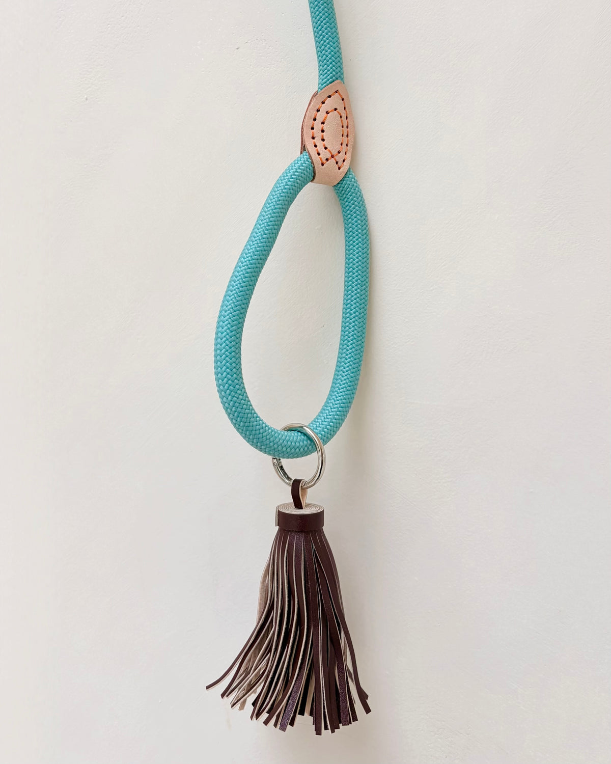 Sliplijn Turquoise Ø0,8 cm met gekleurd kwastje
