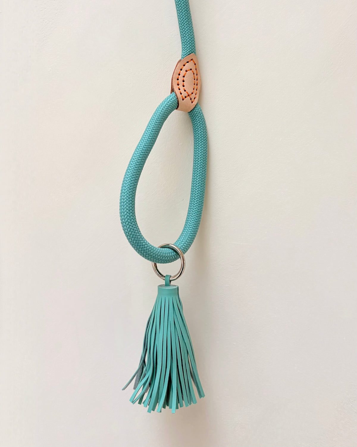 Sliplijn Turquoise Ø0,8 cm met gekleurd kwastje