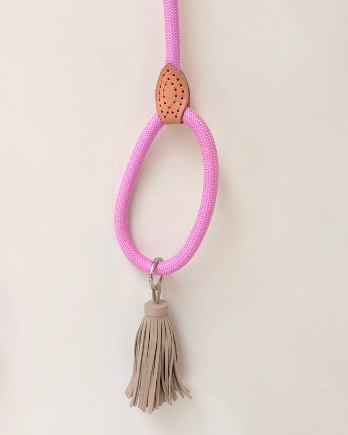 Hondenriem Roze met gekleurd kwastje